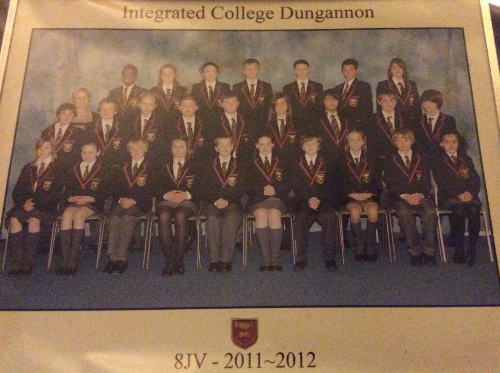 DanielleC8787's tweet image. Throw🔙 till first week in icd in first year.#formclass#8JV#missthecraic#misstheschoolabit😯