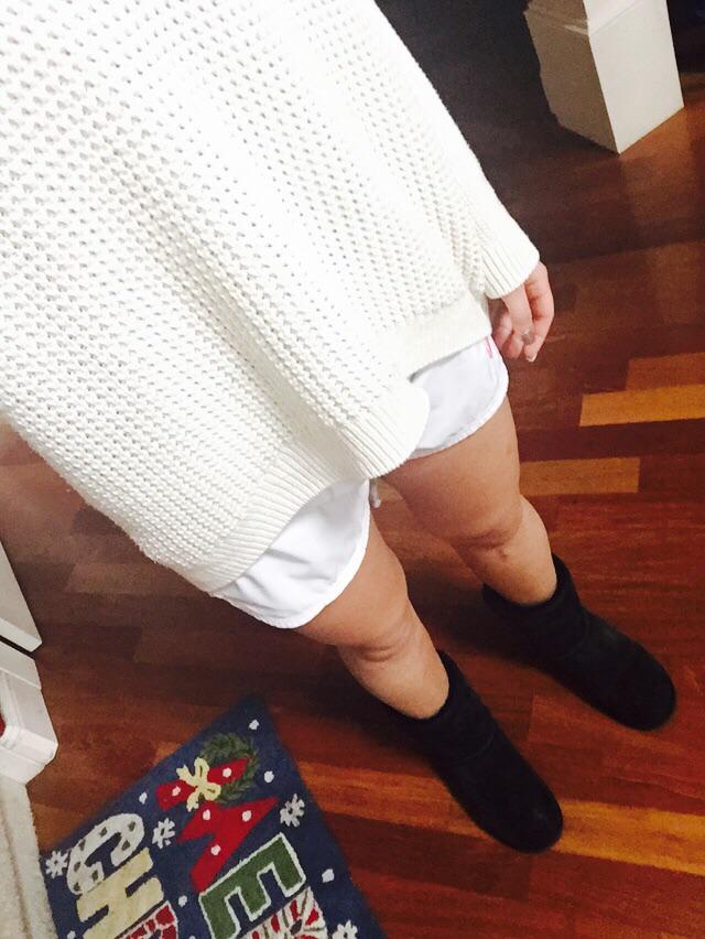 clau_floresssss's tweet photo. #BASIClly lol got out as fast as I could lol http://t.co/G4hp9qtL5b