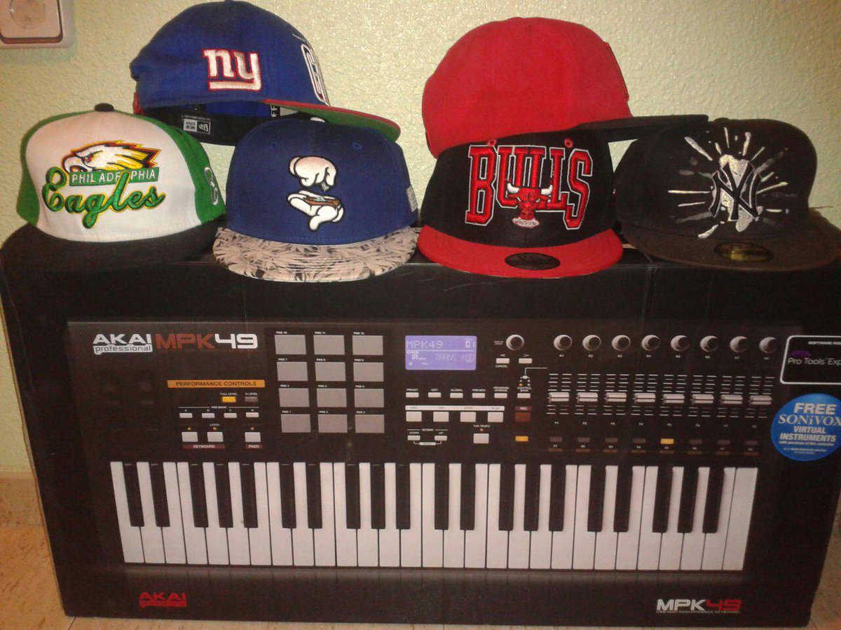 ErickVIP_Beats's tweet photo. VIPbeats #VIPbeats VIPbeats #VIPbeats VIPbeats #VIPbeats VIPbeats #VIPbeats VIPbeats #VIPbeats VIPbeats #VIPbeats http://t.co/49gIPnnWUN