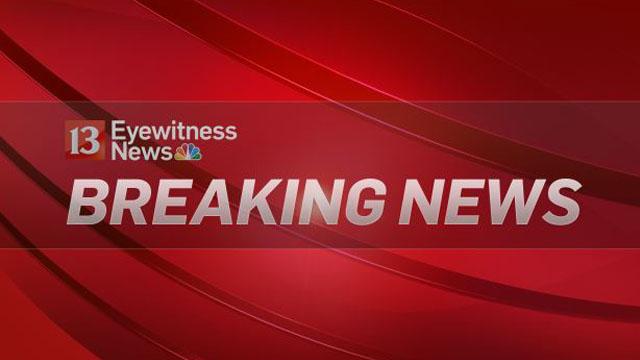 WTHRcom's tweet photo. #BREAKING: Shots fired outside AMC at Castleton Square Mall after large fight : http://t.co/D4bQSW6RkX http://t.co/VtfUfaKSl4