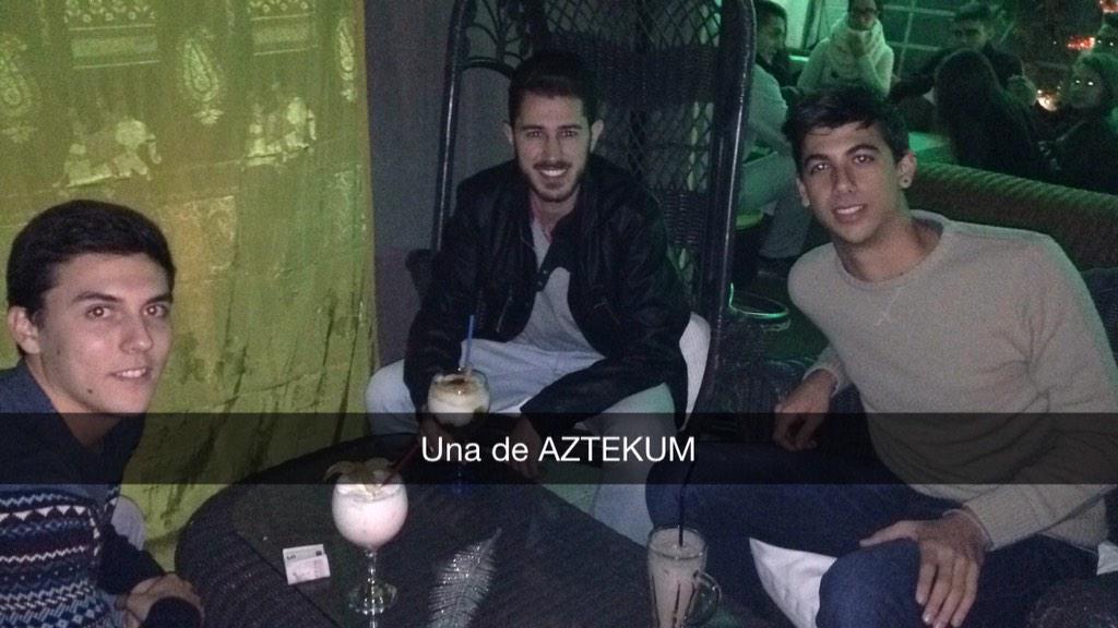 MpovedaN's tweet photo. @Chemanuel_23 @Alex7Garcia #Aztekum http://t.co/IswvN5QjcQ