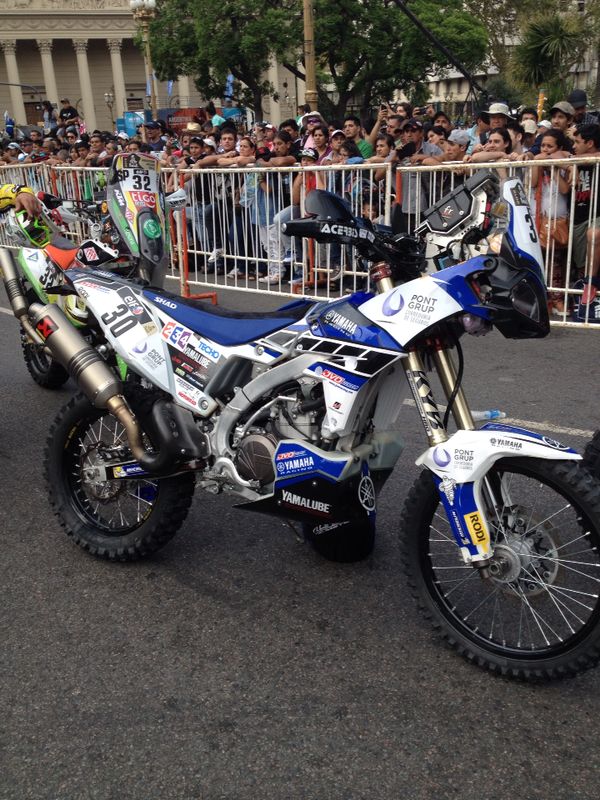 Briffing y vuelta de bienvenida por Buenos Aires, Av. de Mayo!!!