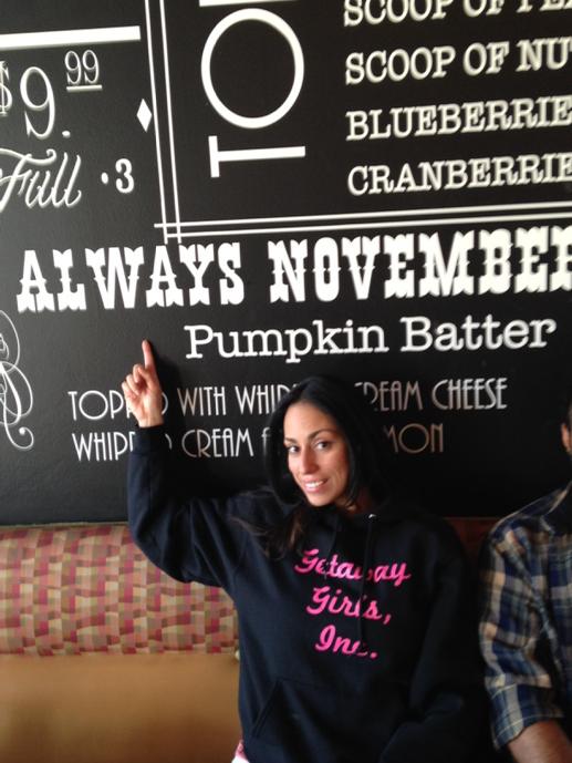 GetawayGirlLiza's tweet photo. The Always November is @GetawayGirlRach FAVORITE pancake! 

#BeastModeBreakfast
#CakesOnCakes http://t.co/7sEGldnx53