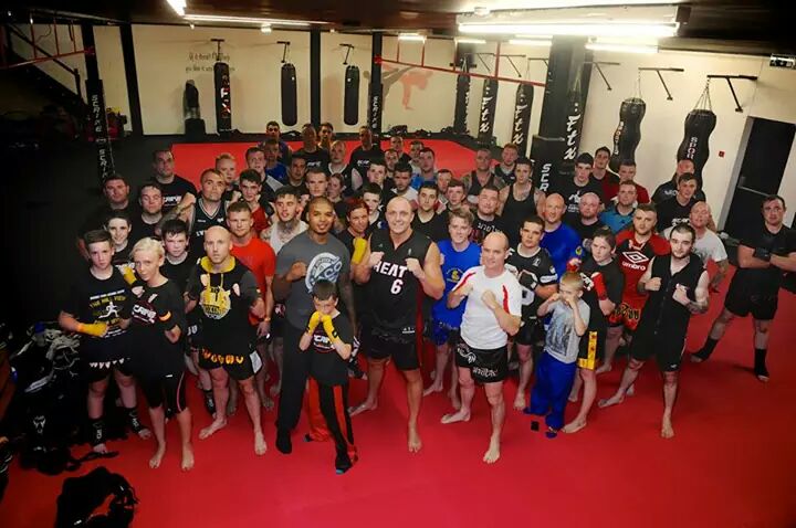 PintaQuigley's tweet photo. @Tyrone_spong  who visited my gym Strike martial arts academy Derry N.ireland http://t.co/b4w7hIk55I