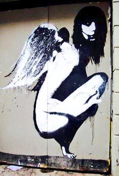 Deb123xxx's tweet photo. #streetart #Streetagent #angels http://t.co/pDj14HUTZ2
