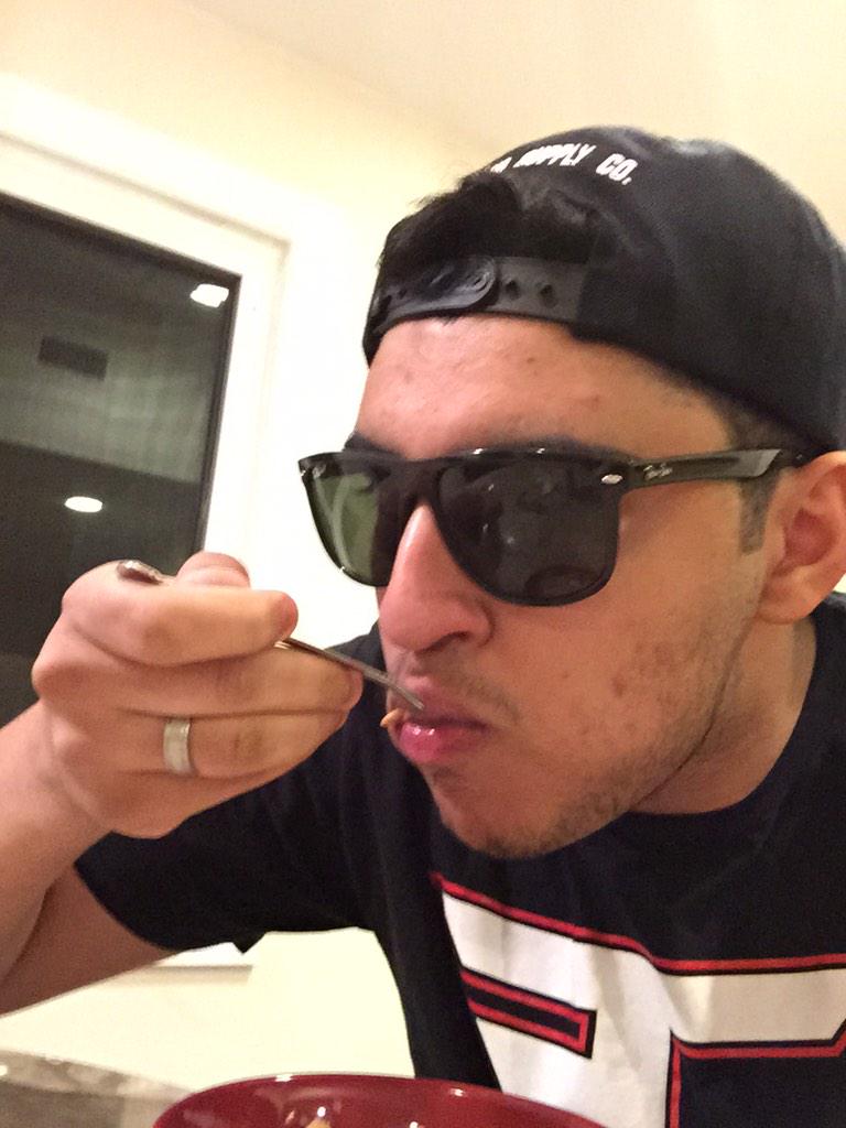 FaZe_Rain tweet picture