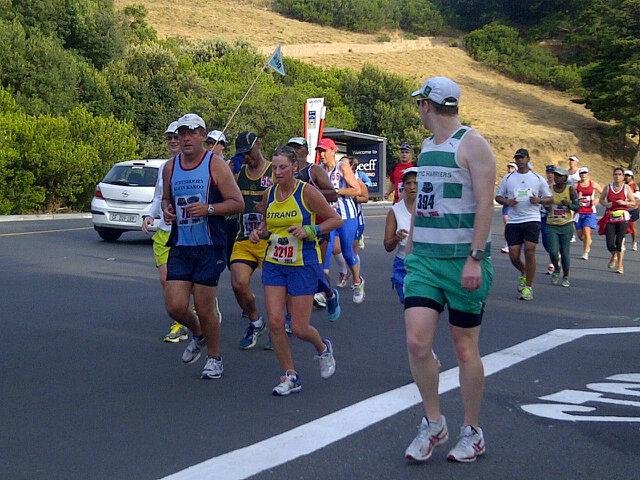 JamesRowyn's tweet image. Massive field this morning at #Bay2Bay15 training 4 @ComradesRace #timetogetserious