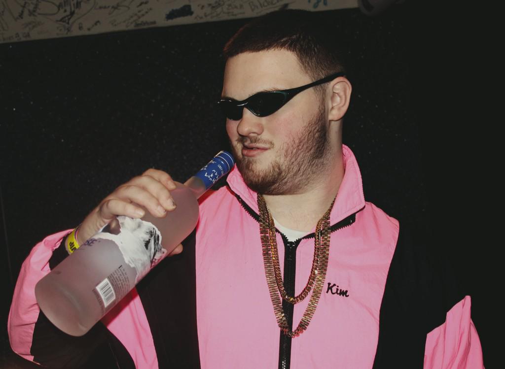 Tonight in first avenue's record room is the <a href="/DEQUEXATRON/">DEQUEXATRON X000</a> dance party // 18+ 5$ 10pm // hosted by <a href="/bobbyraps/">weirdlilworld out now</a>