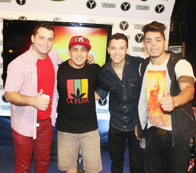 FabiooGimenez's tweet photo. Con los mejores artistas del Paraguay ! Final yingo! @danielflowpy @josema_8c @AndyRemixero así nomas ! http://t.co/ViqQqiIEfO