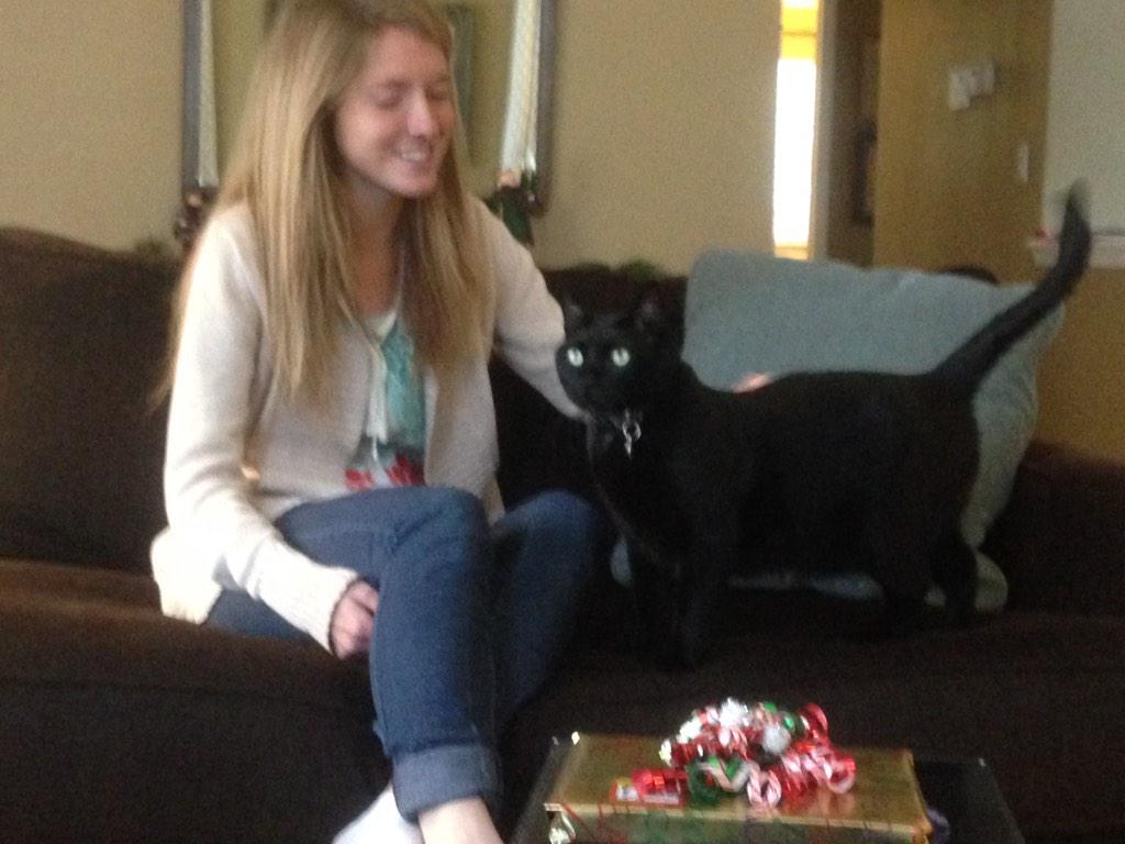 Monlovescatz's tweet photo. I got to hang out with @onlyMcReynolds today, and it was magical. Also, here is a picture of me with his cat. http://t.co/10Bnnd3RdR