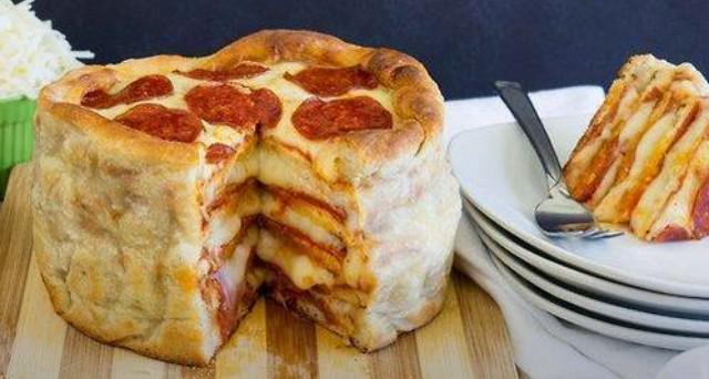Someone please find me the pizza cake!!! http://t.co/kWRdaXzVwn<a href="/tag/vegas"class="tags"><span>#vegas</span></a><a href="/tag/tropicbeauty"class="tags"><span>#tropicbeauty</span></a><a href="/tag/1oaklv"class="tags"><span>#1oaklv</span></a><a href="/tag/ldw"class="tags"><span>#ldw</span></a><a href="/tag/endedupat1oak"class="tags"><span>#endedupat1oak</span></a>