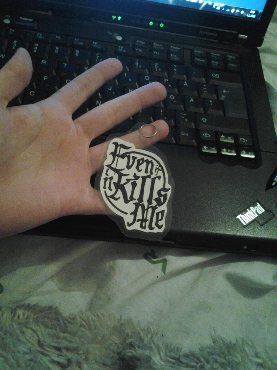 Aikapoika_'s tweet photo. Also one keychain inspired by @EIIKMband #EvenIfItKillsMe #EIIKM http://t.co/uPksp3SG7U