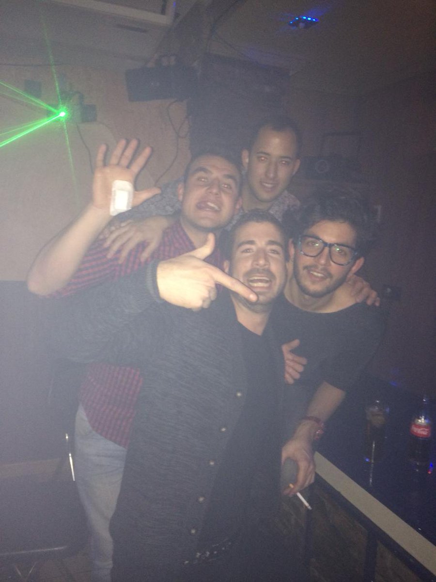 6Liny's tweet photo. El resultado de una noche en @cadycadiar con @victorfdezzz http://t.co/ElccPHTgr4