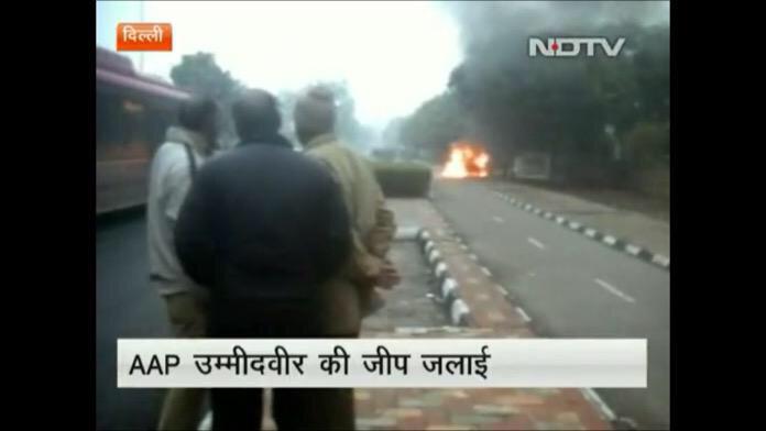 DrKumarVishwas's tweet photo. "Vibrant-Gujarat" has a tough fight from "Violent-Delhi" (Courtesy-Bhakt Mandal) #BjpKeGunde http://t.co/BHF1L1sC5R