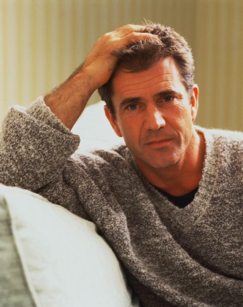 I wanna wish a happy 59th birthday 2 Mel Gibson I hope he has a great day with his children 