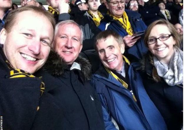 BBCSport's tweet photo. Thanks to all of you who have sent in your #FACup pictures using #getcarriedaway. Check out http://t.co/lEjMGM8OuL http://t.co/VDR3P8NU4w