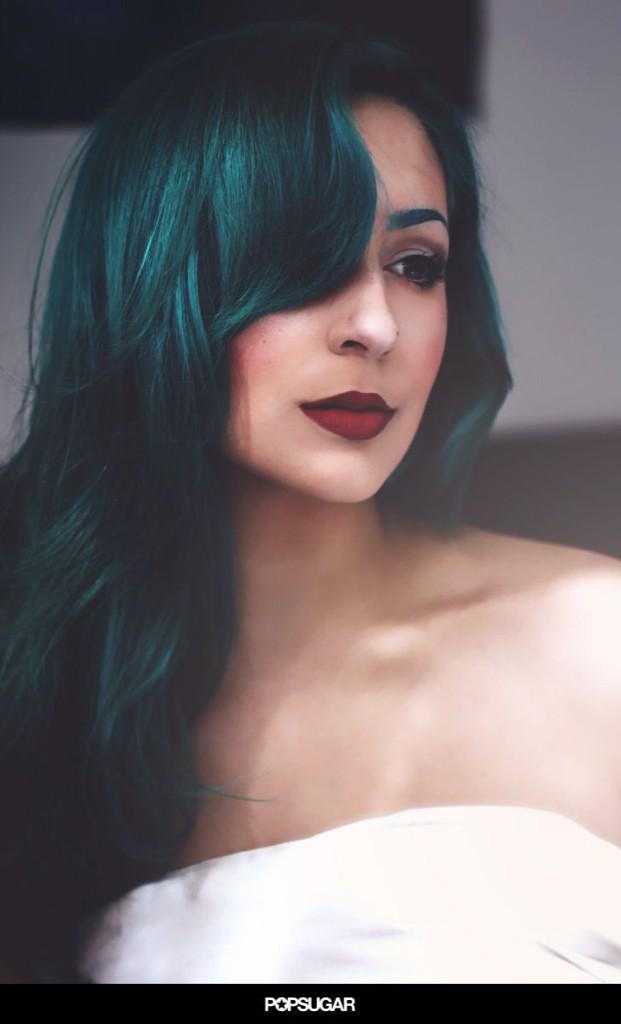 __donttouchme's tweet photo. doing my hair like this 🌚 http://t.co/4Hz0PcCaQO