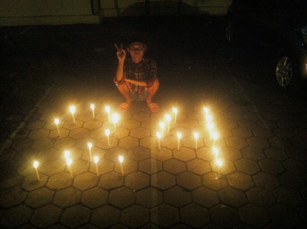 KmpkLS's tweet photo. Selamat ulang tahun buat aku haha http://t.co/ZFAynUZB1p