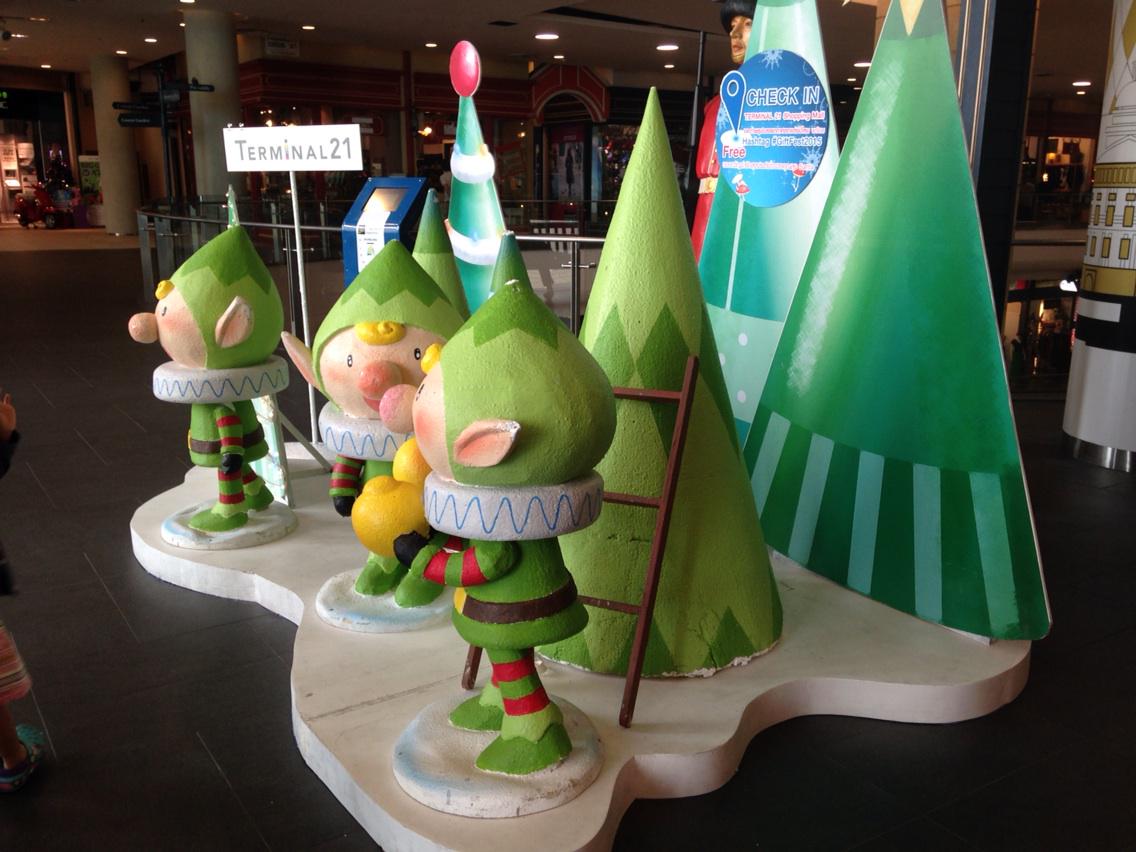 yiaoteehsia's tweet photo. #giftfest2015 Terminal 21 in Bangkok http://t.co/J0shehFzza
