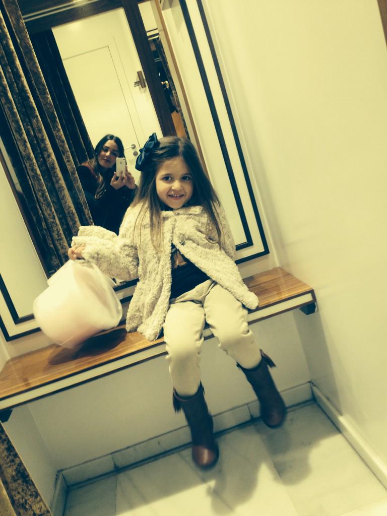 anilla95r's tweet photo. Que bonica que es mi peque la quiero mucho http://t.co/TfxTPz2sji
