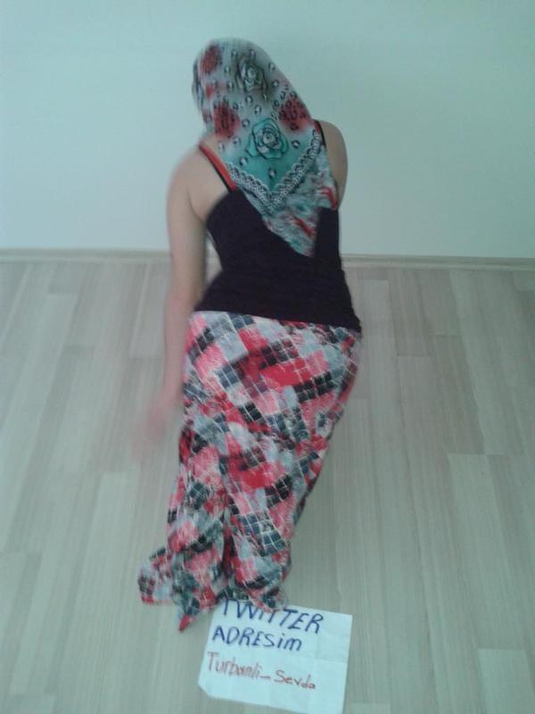 asivema28346595's tweet photo. En sevdim zahmeti yok etegini kaldir napcaksan yap gecir gitsin tesekkurler @turbanlisevda http://t.co/7EnpbYm8zT