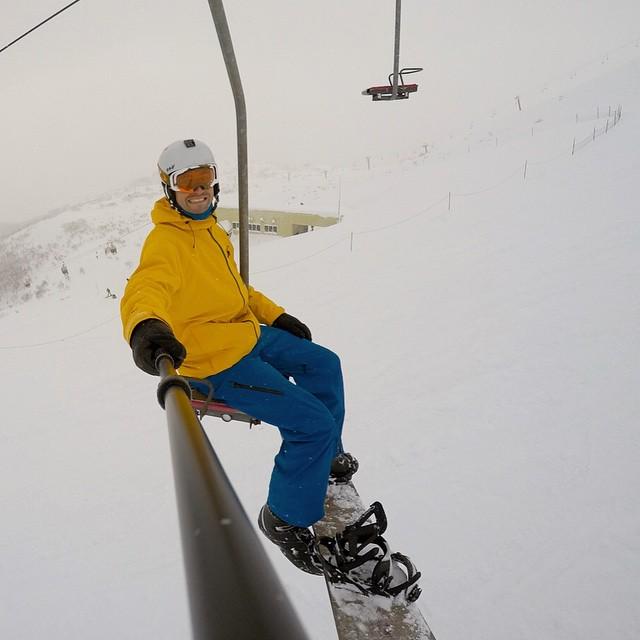 technikblog_ch's tweet photo. Scariest Chairlift I've ever road #powdertrip #japan http://t.co/xW5SWePSUT http://t.co/Lp1Azn42ZW