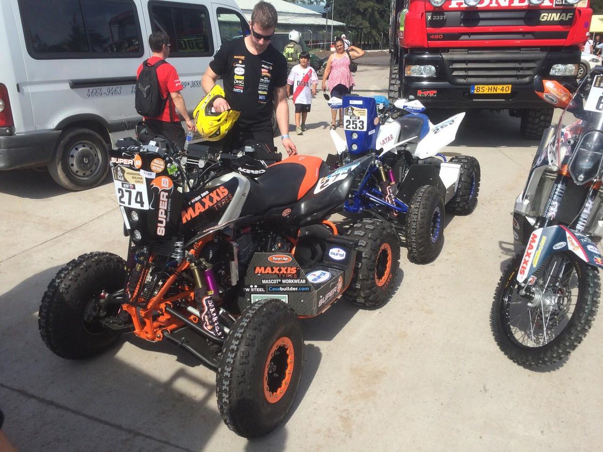 CoronelDakar's tweet image. .@KeesKoolen starts his #Dakar2015 adventure! Good luck #DakarSS01