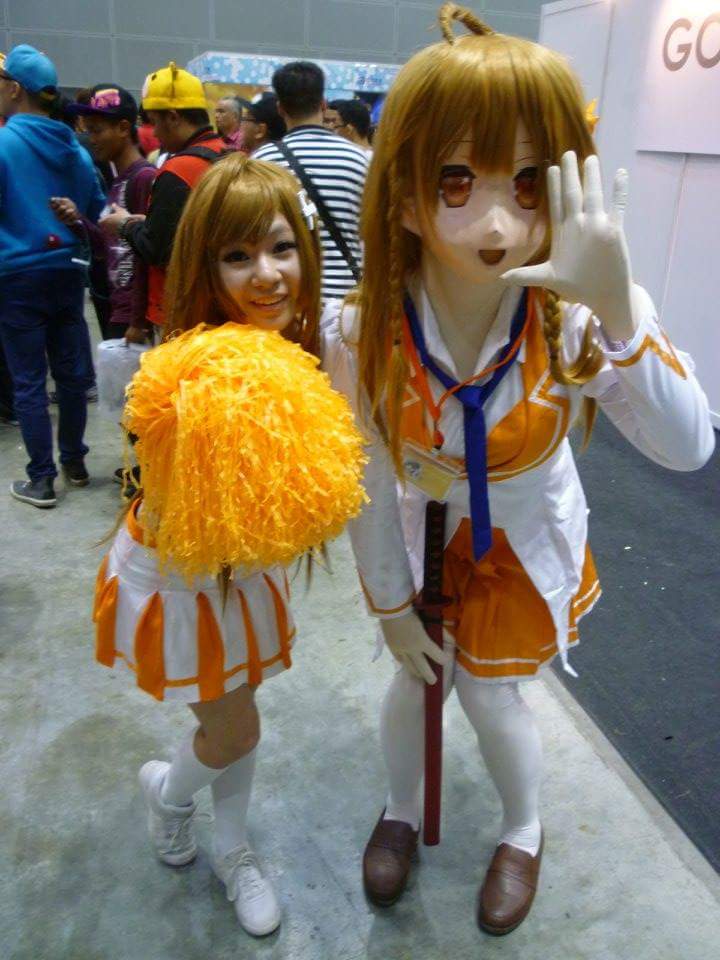 Minami_Ai_Ling's tweet photo. Photo with Culture Japan cosplayer :3 #comicfiesta2014 http://t.co/X7uPlhLt81