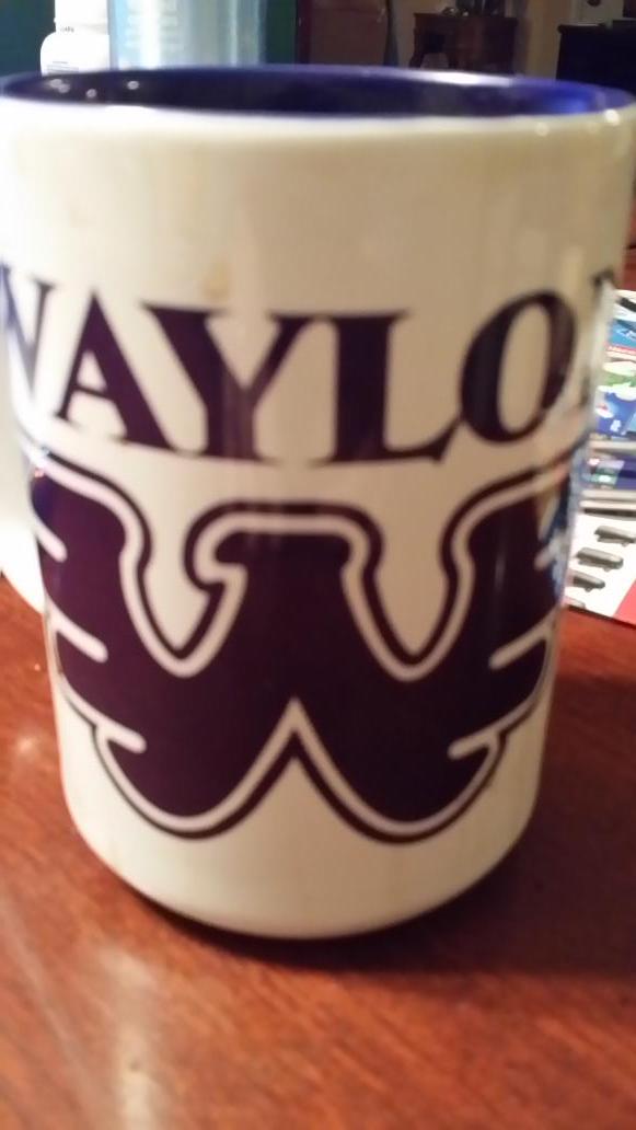 bonobubba's tweet photo. The best part of waking up is @OfficialWaylon on your cup! Whoop Whoop! #waylonjennings #coffee http://t.co/bdVn9viEbf