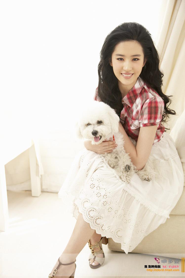MeCrystalLiu's tweet photo. ❤ who's with me ??? 🐾 🐾 🐾 🐶 ❤ ❤ ❤ http://t.co/1iZFx0h6LS