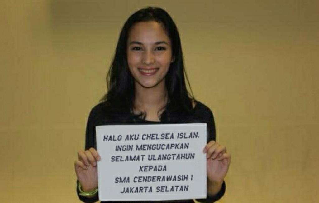 Dpt salam dari pacar mimin buat kalian.. Sekali lg HBD SMA CENDERAWASIH 1 *beer*