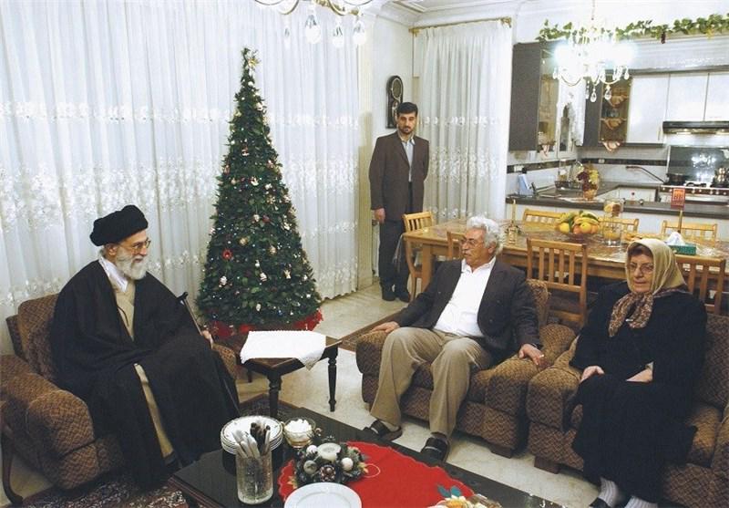 Leader’s meeting with the family of an Iranian #Christian being martyred during Saddam’s war against #Iran. #Jesus