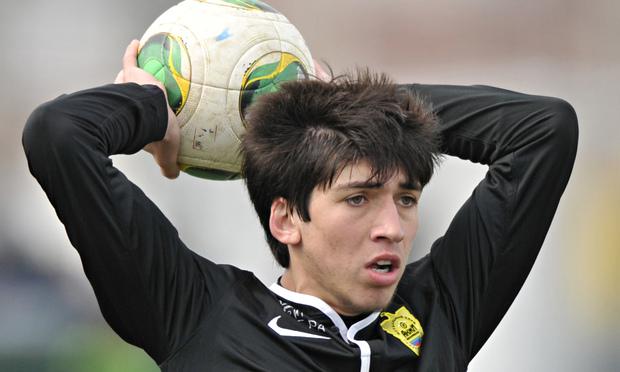 ActuFoot_'s tweet photo. Gasan Magomedov (Anzhi Machachkala), 20 ans, a été abattu par balle hier soir au volant de sa voiture ! #RIP http://t.co/mKnuHlSkKD