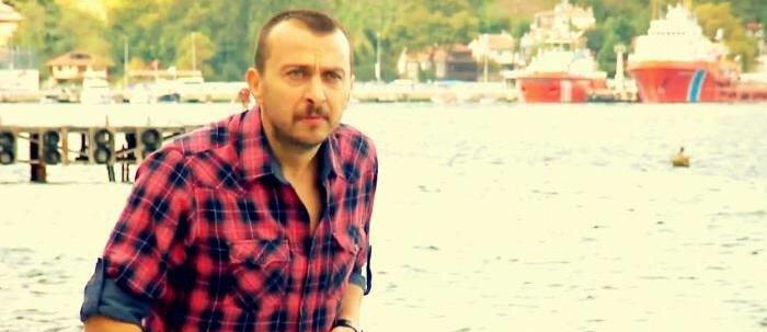 Kitapcumlelerii's tweet photo. ...ama söylemek lazım işte. İçinde ne varsa söylemek lazım.

 Leyla ile Mecnun http://t.co/1hiyxoSA52