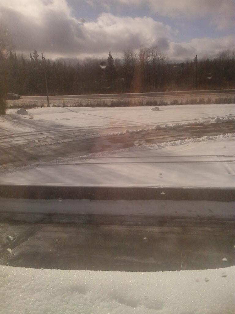 DazedByNature's tweet photo. Why wont you just " LET IT SNOW " Mother nature lol 
#NotSoCanadianwinter #Wow http://t.co/uG9QK0IdlX