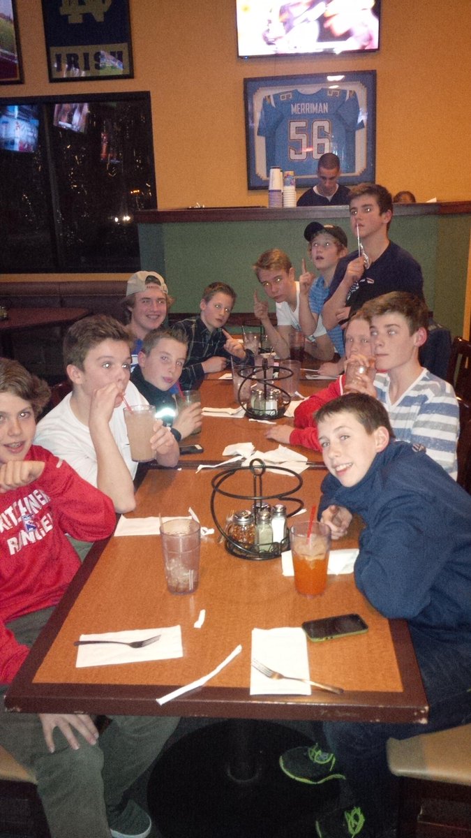 KJRMBAAA's tweet photo. Team dinner in Cali last night! #memories http://t.co/Gizd1jYrnE