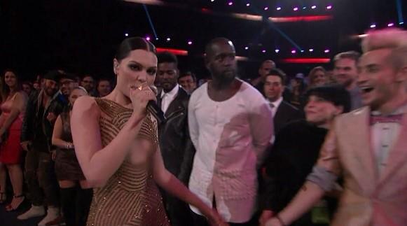 mdtvindonesia's tweet photo. NOW - Jessie J, Ariana Grande, Nicki Minaj - Bang Bang #AMAs2014OnNETtv http://t.co/uScw9AElxW