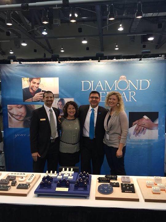DiamondCellarCo's tweet photo. Visit Jodelle, Bree, Steve &amp; Michael today at #ColumbusBrideShow. Get a Diamond Cellar bag! See lots of shiny things! http://t.co/MrS47izxUP