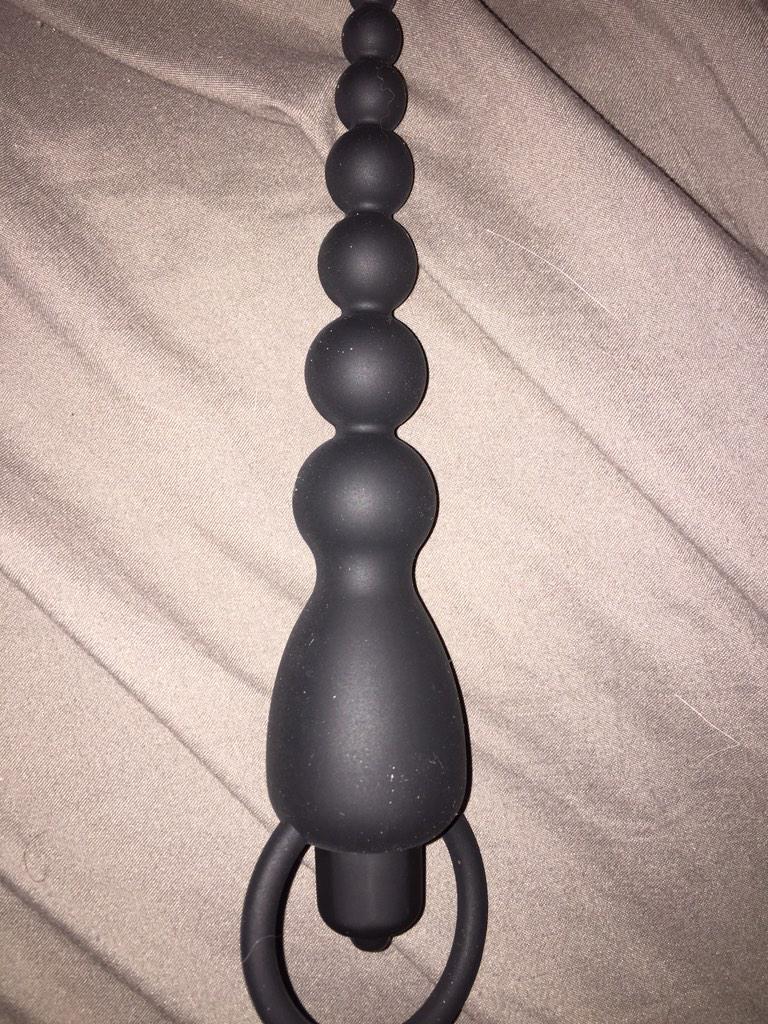 DrtyLilSecrets8's tweet photo. New toy to try today http://t.co/CnAP4cThjk