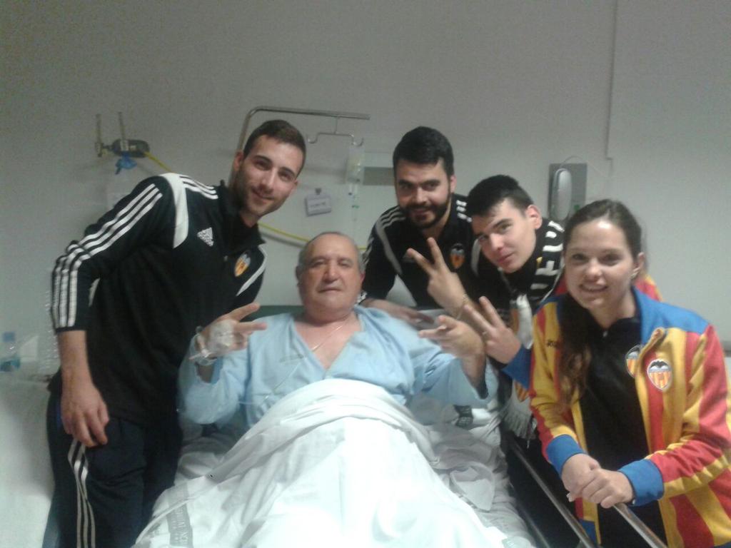 javivalero82's tweet photo. Esta victoria,va x ti Serreta,@superdeporte_es @Carlos_bosch @_AlvaroNegredo_ @DaniParejo @Notamendi30 @paco_alcacer http://t.co/OHMNugmhj3