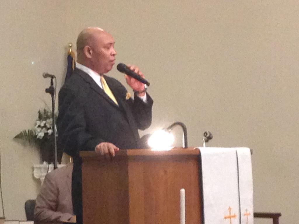 CBCColumbia's tweet photo. Pastor Ezell is preaching the 15th Anniversary of Faith Baptist in Irmo, SC. #CBCColumbia http://t.co/hFzzQKFLZG
