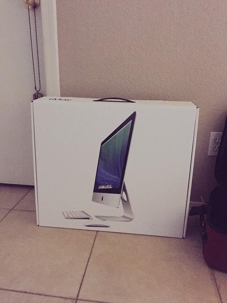 candrea44's tweet photo. Merry Christmas to me👌🎁thank you http://t.co/YK6J6ZC9Pe