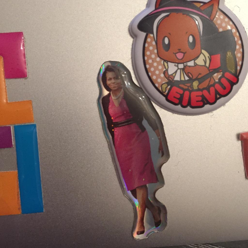 AmazingPhil's tweet photo. @OMGitsAliA I'm not sure if they get on well with holographic Michelle Obama http://t.co/jCsKYAekp7