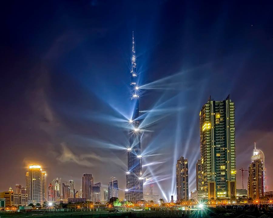 Дубай бурдж халифа 2024. ОАЭ Дубай Бурдж-Халифа. Башня Бурдж Халифа. Бурдж-Халифа Дубай чудо света.