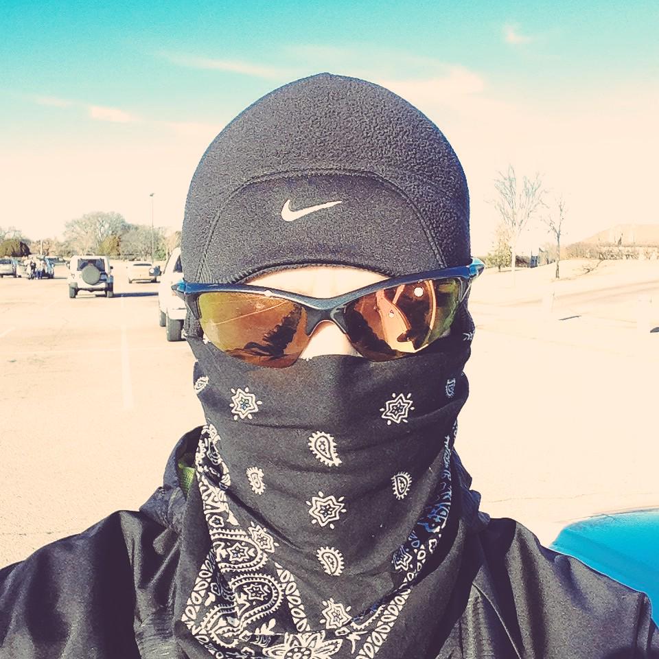 aaroncm2's tweet image. Just a bit cold in #Tulsa to start #running again after a month off. Wind chill at 23. #hatebeingcold