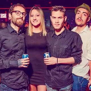 jaelchu19's tweet photo. Que linda hermana http://t.co/BJTwEM4AWt