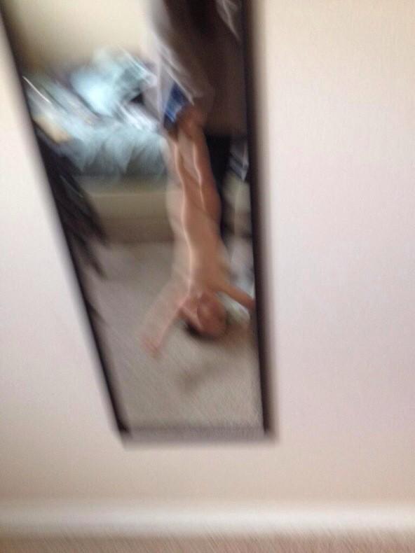 tbhRelatabIe's tweet photo. Me as a babysitter http://t.co/561E5KpwZN