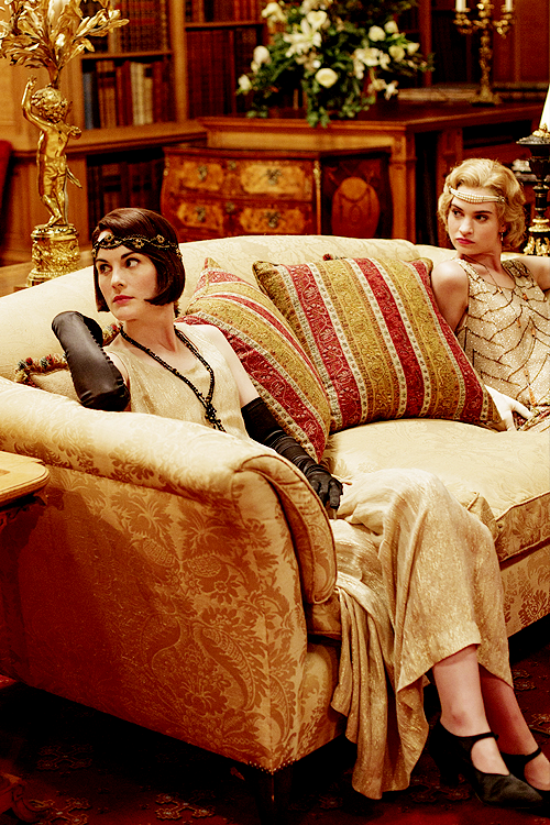 Less than an hour till #DowntonPBS! 

Keep Calm and Arch On! ^^