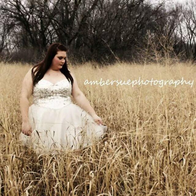 dusenberry389's tweet photo. Senior pictures💙💙 http://t.co/RyaiCWf1Bk
