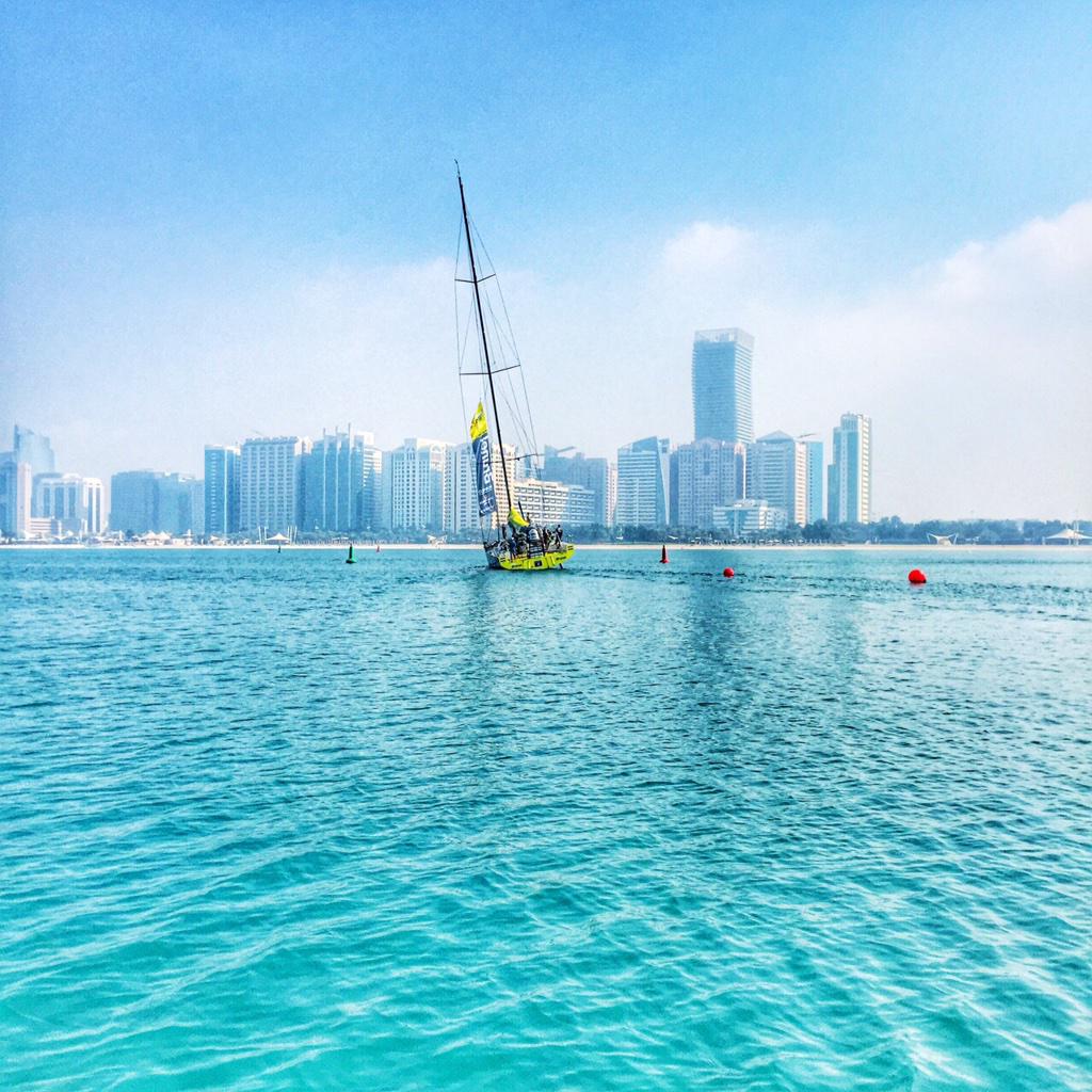 DUBAI Sailing With @TravelJunkieDia